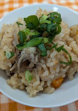 まるごと人参ときのこの炊き込みご飯-レシピのメイン写真