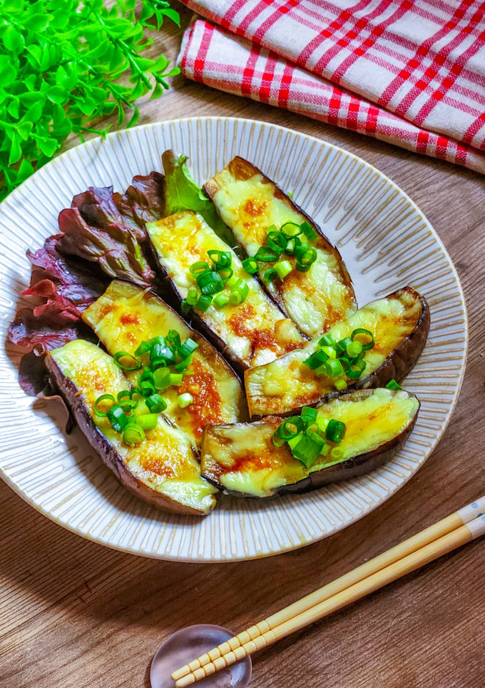 沼落ち確定！なすの生姜チーズ焼き-レシピのメイン写真
