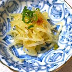 รูปของ 無敵の副菜！モヤシのカレー風味