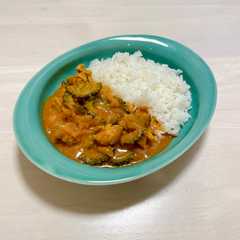 รูปของ 鶏肉とゴーヤのカレー