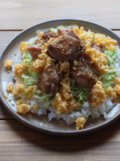柚子胡椒焼き鳥、炒り卵、春キャベツちらし-レシピのメイン写真