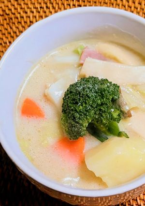 とろとろ白菜とベーコンの豆乳シチュー-レシピのメイン写真