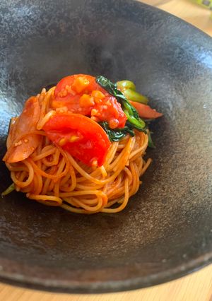 ニンニクの万能調味料を使ったトマトパスタ-レシピのメイン写真