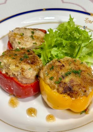はんぺんでかさ増しパプリカのふんわり♡肉詰め♪-レシピのメイン写真
