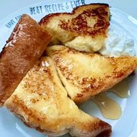 基本からアレンジまで！思わずつくりたくなる「余った食パン」のレシピ 