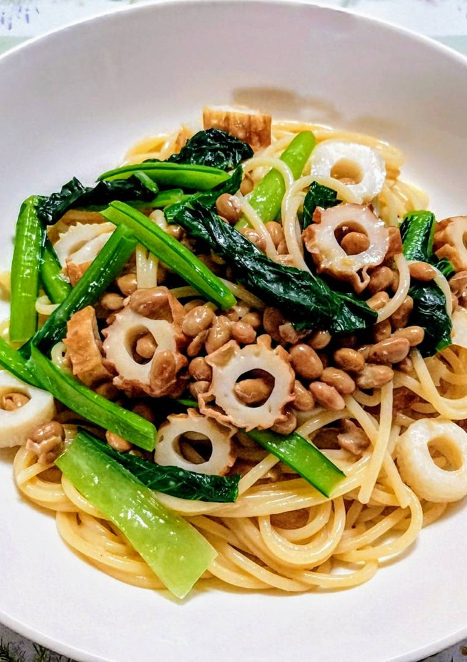 簡単ランチ！納豆ちくわ小松菜の和風パスタ-レシピのメイン写真