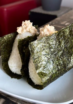 サーモンマヨ柚子胡椒✨🍙✨おにぎり-レシピのメイン写真