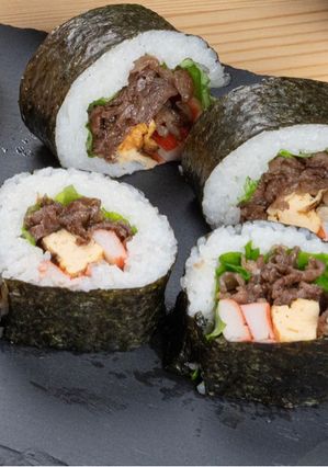 甘辛牛肉のボリューム巻き寿司⭐︎恵方巻-レシピのメイン写真