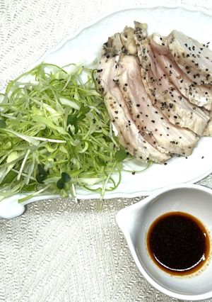 蒸し鶏胸肉 オイスター辣油だれver.2-レシピのメイン写真