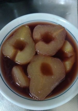おつとめ品☆洋梨で赤ワイン煮♡コンポート-レシピのメイン写真