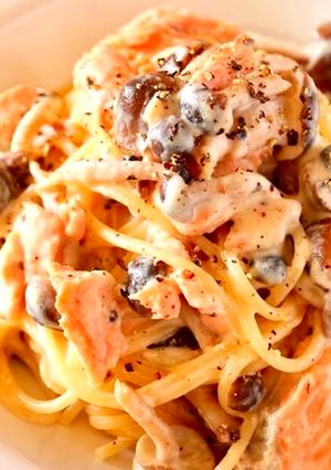 酒粕クリームソースの魚介類パスタ-レシピのメイン写真