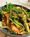 子供も絶賛！鶏肉とじゃがいもの塩昆布炒め