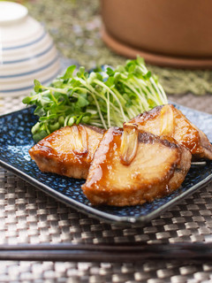 銅鍋てふてふで作る 戻り鰹のステーキ-レシピのメイン写真