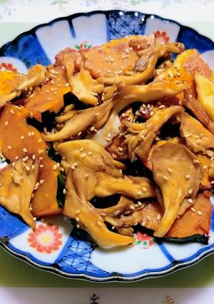 簡単夕飯！かぼちゃと舞茸の甘辛炒め-レシピのメイン写真
