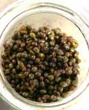 庭の山椒の実、冷凍保存