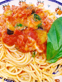 なす、モッツァレラ、バジルのトマトパスタ-レシピのメイン写真