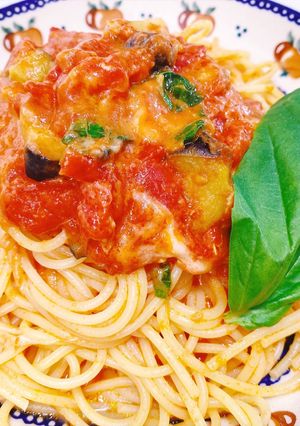 なす、モッツァレラ、バジルのトマトパスタ-レシピのメイン写真