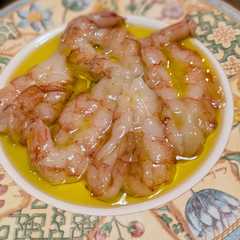 รูปของ 生で食べるコストコのアカエビ🦐