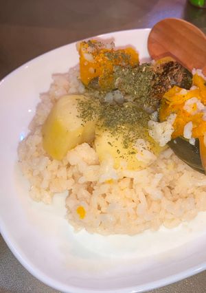 お米不足の主食を補うかぼちゃと芋のピラフ-レシピのメイン写真