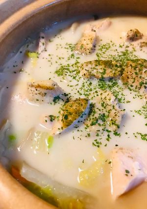 鍋の素●鶏肉の白湯イタリアン・ペンネ鍋-レシピのメイン写真