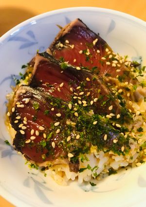カツオのたたき●カルボナーラ丼-レシピのメイン写真