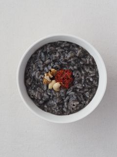 おかゆメーカーで簡単調理!韓国風黒ごま粥-レシピのメイン写真