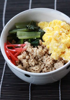 湯煎で簡単☆三色丼-レシピのメイン写真