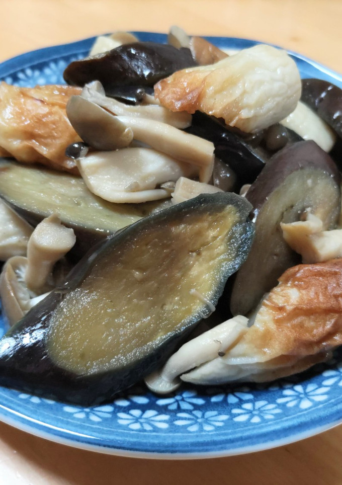 茄子と竹輪ときのこのバター醤油炒め-レシピのメイン写真