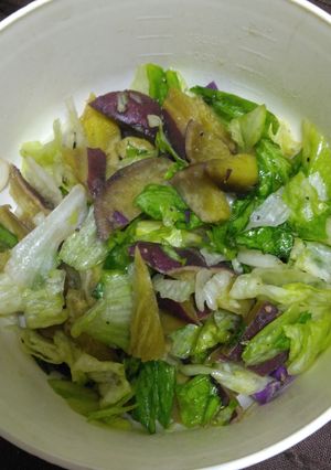 カット野菜とサツマイモのシンプルサラダ-レシピのメイン写真