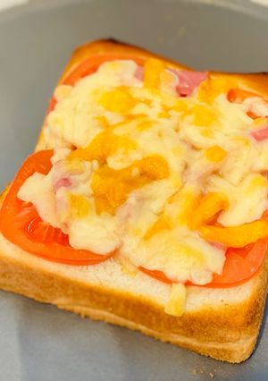 ベーコンとトマトのチーズトースト-レシピのメイン写真