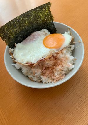 簡単美味しい！目玉焼きごはん-レシピのメイン写真