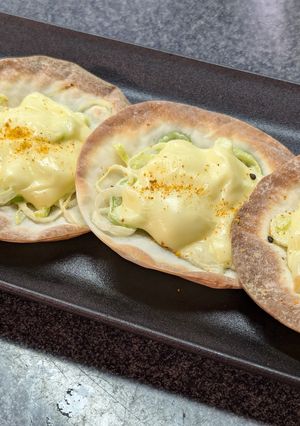 簡単おつまみ！長ネギマヨチーズせんべい-レシピのメイン写真