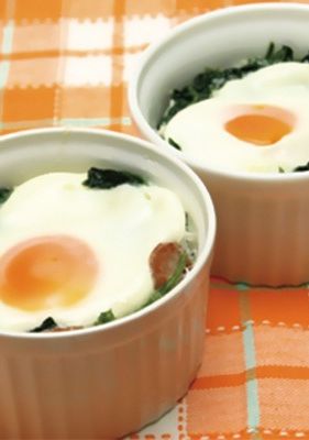 超カンタン♪ほうれん草の巣ごもり卵-レシピのメイン写真