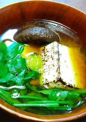 バーナー焼き豆腐と焼き椎茸のお味噌汁-レシピのメイン写真