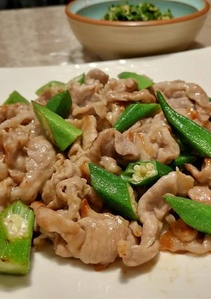 夏バテ防止！ワンパン豚オクラにんにく炒め-レシピのメイン写真
