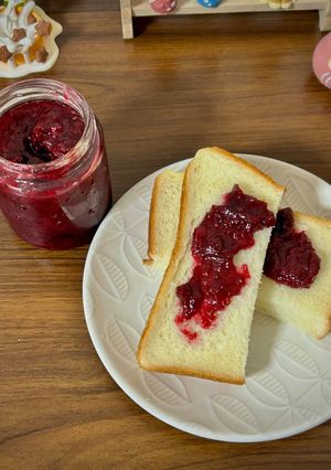 甘酸っぱい♪ルバーブとベリーのジャム-レシピのメイン写真