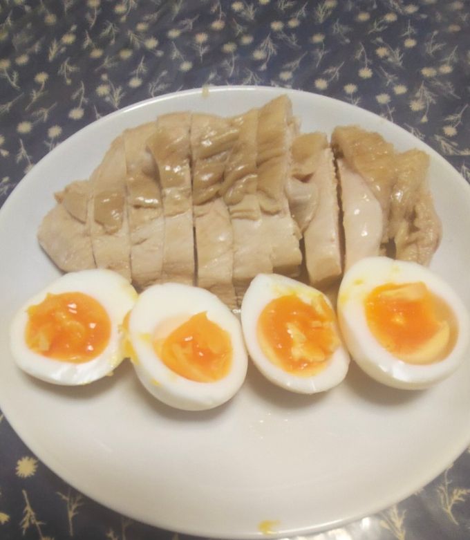 めんつゆで簡単✨鶏むねチャーシューと煮卵-レシピのメイン写真