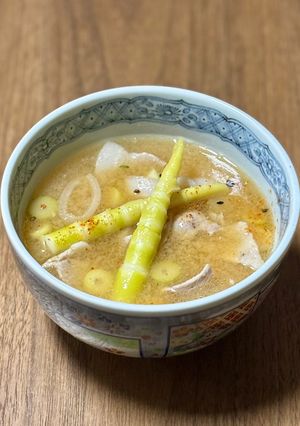 ネマガリダケと豚バラ肉のお味噌汁-レシピのメイン写真