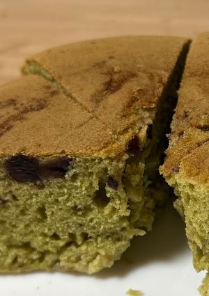 ホットケーキミックスと米粉の炊飯器ケーキ-レシピのメイン写真