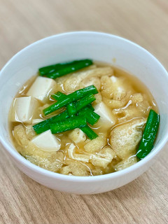 大豆製品とニラのみそ汁【ここから栄養士】-レシピのメイン写真