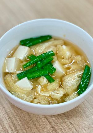 大豆製品とニラのみそ汁【ここから栄養士】-レシピのメイン写真