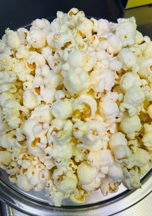 映画館で食べるポップコーン♪-レシピのメイン写真