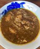 二階建てタマネギのスパイスチキンカレー