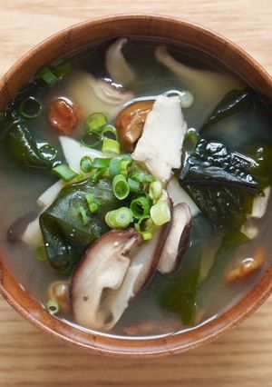 【管理栄養士監修】きのこの味噌汁-レシピのメイン写真