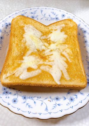 ピーナッツクリームとチーズのトースト-レシピのメイン写真