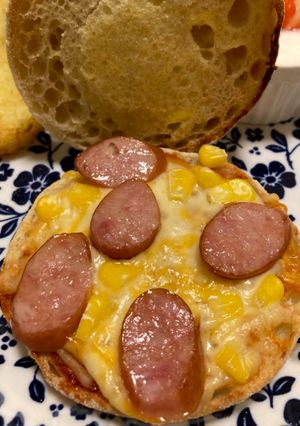 イングリッシュマフィンミニピザ-レシピのメイン写真