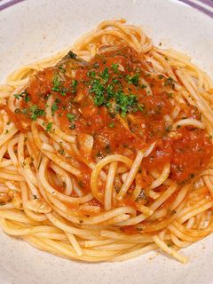 パセリ大量消費♡簡単激うまトマトパスタ-レシピのメイン写真