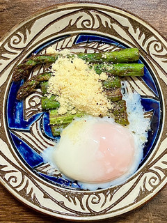 アスパラガスのバター焼き温泉卵添え-レシピのメイン写真