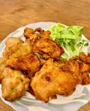 カリッとジューシー！大きな鶏の唐揚げ