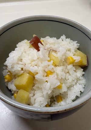 【簡単調味料なし】さつまいもコーンご飯-レシピのメイン写真